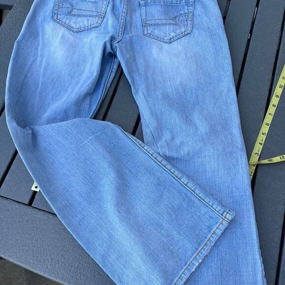 AMERICAN EAGLE size 6 Favorite Boyfriend, 30” inseam, distressed - Picture 10 of 12